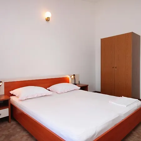 Prizba 9227a Διαμέρισμα *